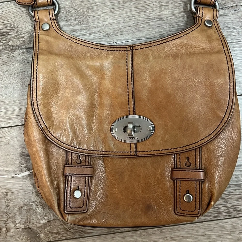 Fossil Cross body Bag - Picture 2 of 10